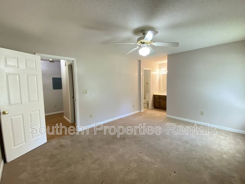 House for rent at 21 Pineridge Dr, Cameron, NC 28326