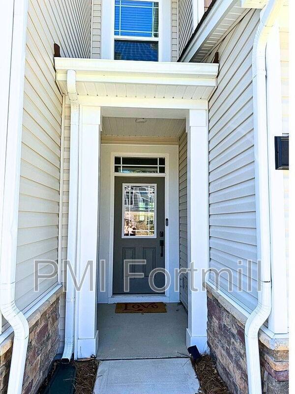 Townhouse for rent at 8027 Overmeadow Lane, Charlotte, NC 28269