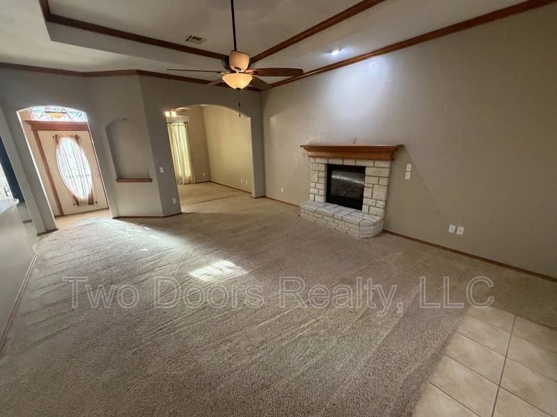 House for rent at 608 N Cherokee Way, Mustang, OK 73064