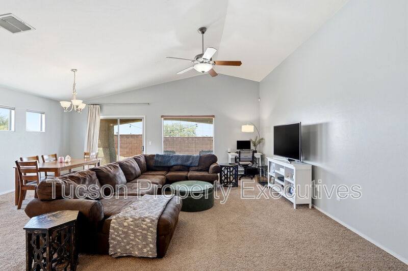 House for rent at 11655 W Stone Hearth St, Marana, AZ 85658