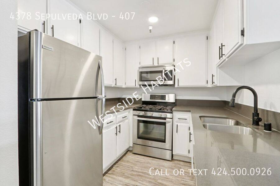 Apartment for rent at 4378 Sepulveda Blvd #407, Sherman Oaks, CA 91403