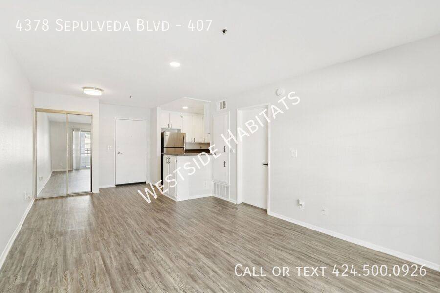 Apartment for rent at 4378 Sepulveda Blvd #407, Sherman Oaks, CA 91403