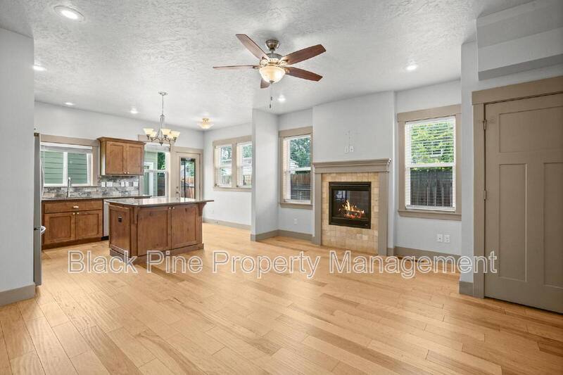 House for rent at 909 N 31st St, Boise, ID 83702