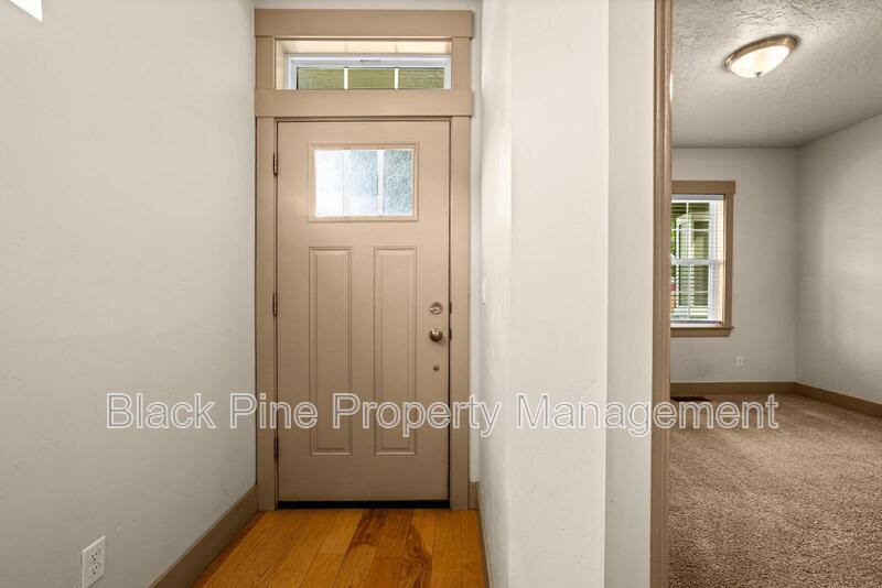 House for rent at 909 N 31st St, Boise, ID 83702