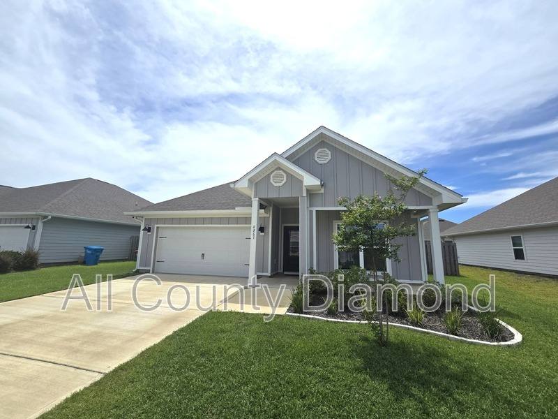 House for rent at 4861 Sweetspire Dr, Panama City, FL 32404