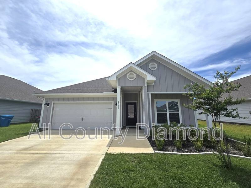 House for rent at 4861 Sweetspire Dr, Panama City, FL 32404