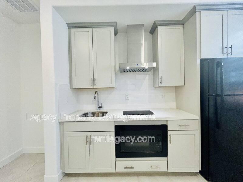 Apartment for rent at 4098 Azul Way, Sacramento, CA 95835