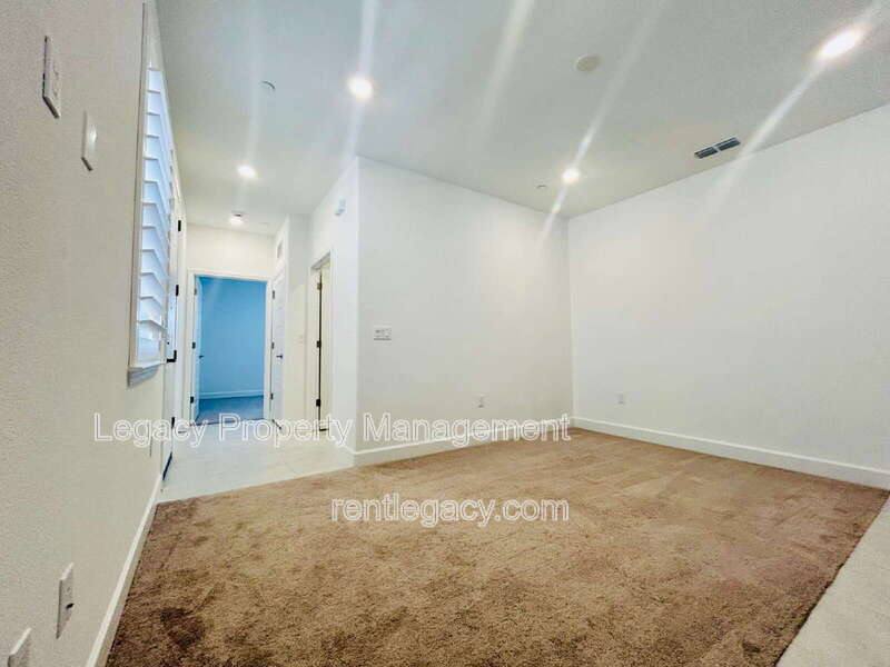 Apartment for rent at 4098 Azul Way, Sacramento, CA 95835
