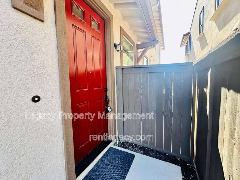 Apartment for rent at 4098 Azul Way, Sacramento, CA 95835