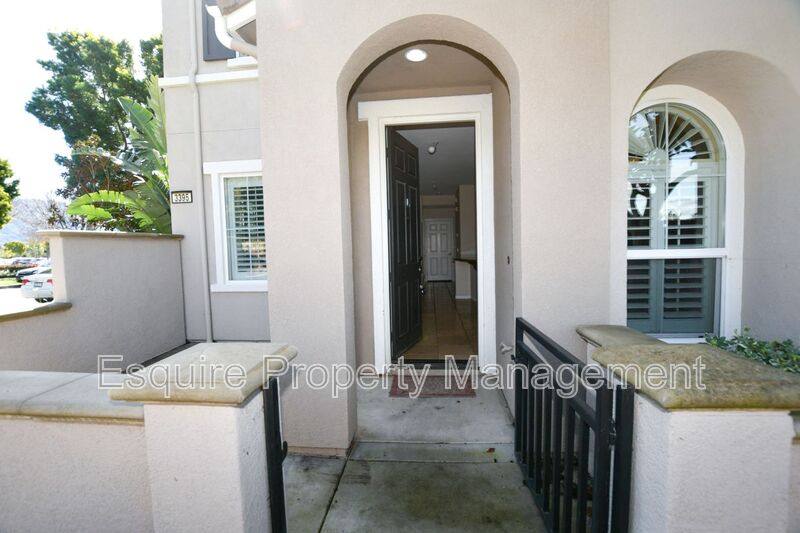 Townhouse for rent at 3395 Shadetree Way, Camarillo, CA 93012