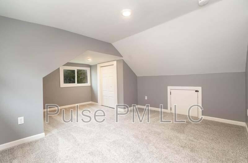 House for rent at 39 18th St, Newport, KY 41071