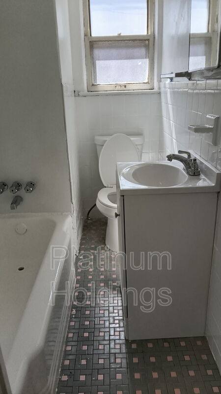 Apartment for rent at 1057 Neville Ave, Akron, OH 44306