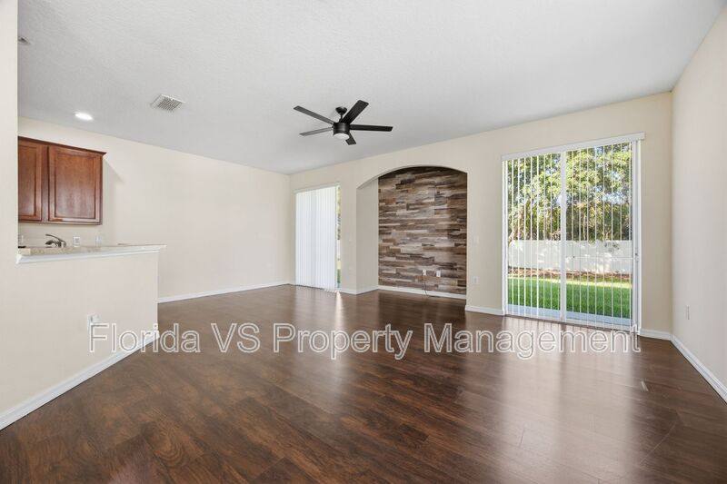 Townhouse for rent at 1995 Estancia Circle, Kissimmee, FL 34741