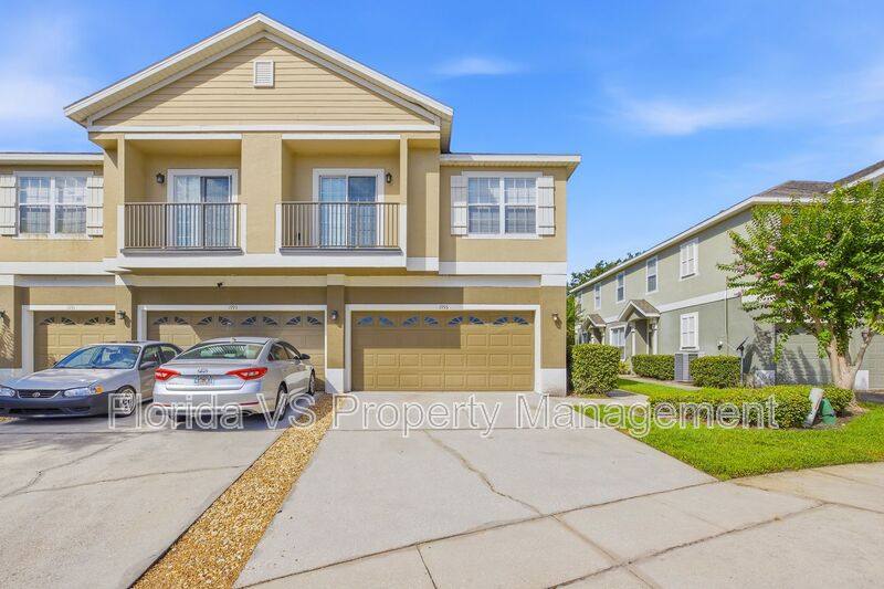 Townhouse for rent at 1995 Estancia Circle, Kissimmee, FL 34741