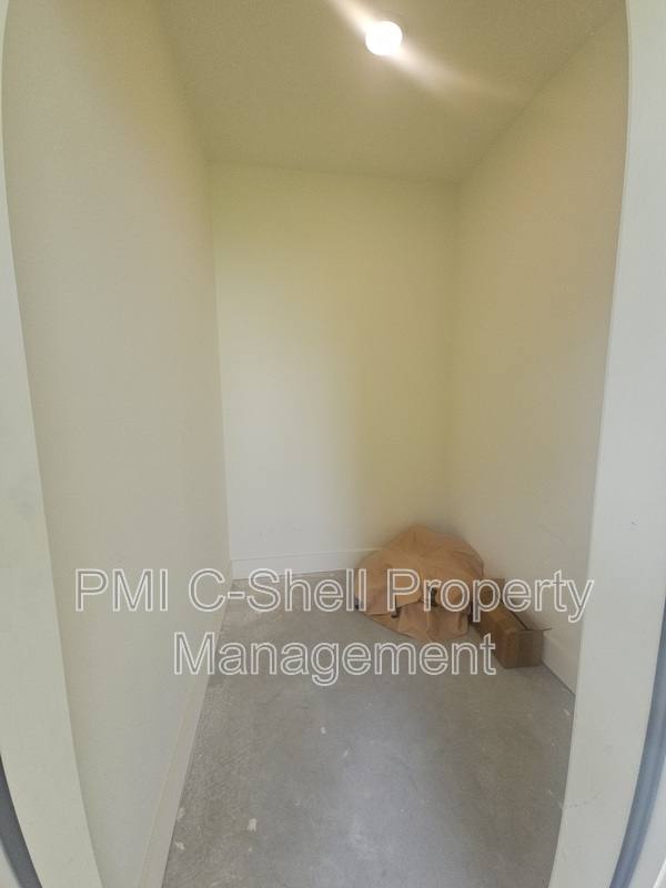 Townhouse for rent at 2017 Wyatt St #A, Pensacola, FL 32514