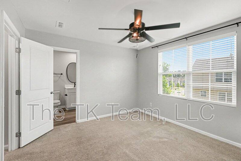 Townhouse for rent at 8036 Lanyard Terrace #1, Charlotte, NC 28269