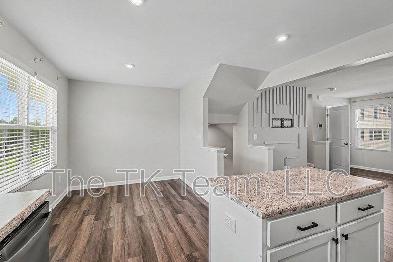 Townhouse for rent at 8036 Lanyard Terrace #1, Charlotte, NC 28269