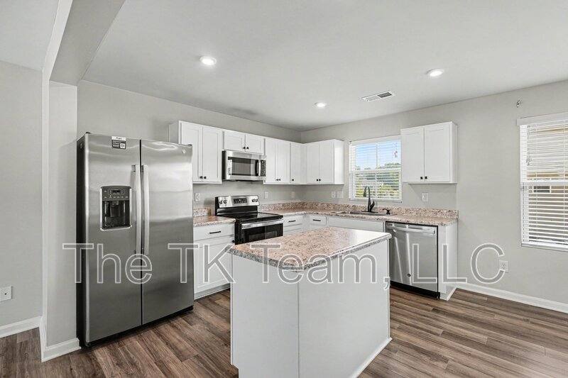 Townhouse for rent at 8036 Lanyard Terrace #1, Charlotte, NC 28269
