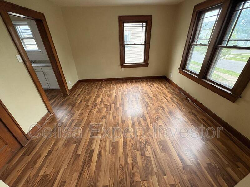 House for rent at 644 Greenlawn Ave, Fort Wayne, IN 46808