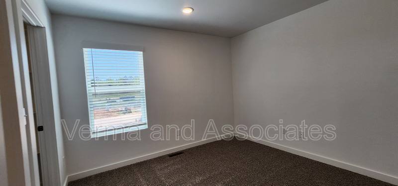 House for rent at 1091 Kentucky Ave, Centerton, AR 72719