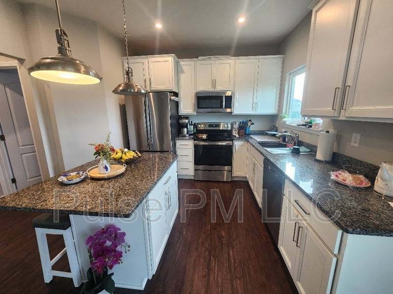 House for rent at 690 Hogrefe Rd, Independence, KY 41051