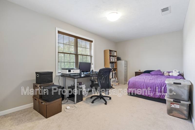 Townhouse for rent at 4 Fairview St #10-1, North Chelmsford, MA 01863