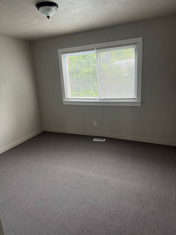 Apartment for rent at 908 E 17th Ave #E1, Hutchinson, KS 67501