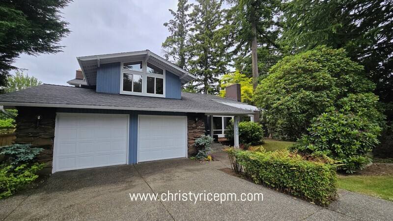 House for rent at 15406 SE 46th Way, Bellevue, WA 98006