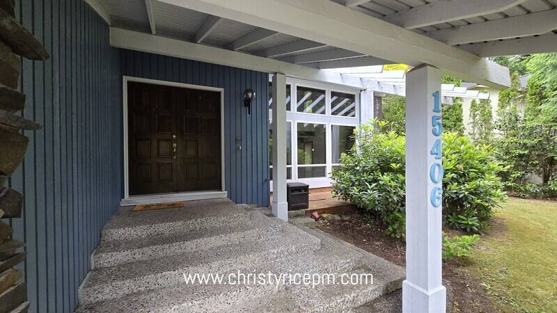 House for rent at 15406 SE 46th Way, Bellevue, WA 98006