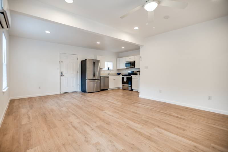 Apartment for rent at 905 W Abram St #4, Arlington, TX 76013