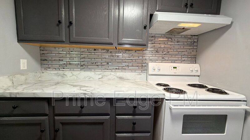 Apartment for rent at 2343 B St #1, Lincoln, NE 68502
