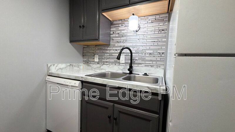Apartment for rent at 2343 B St #1, Lincoln, NE 68502