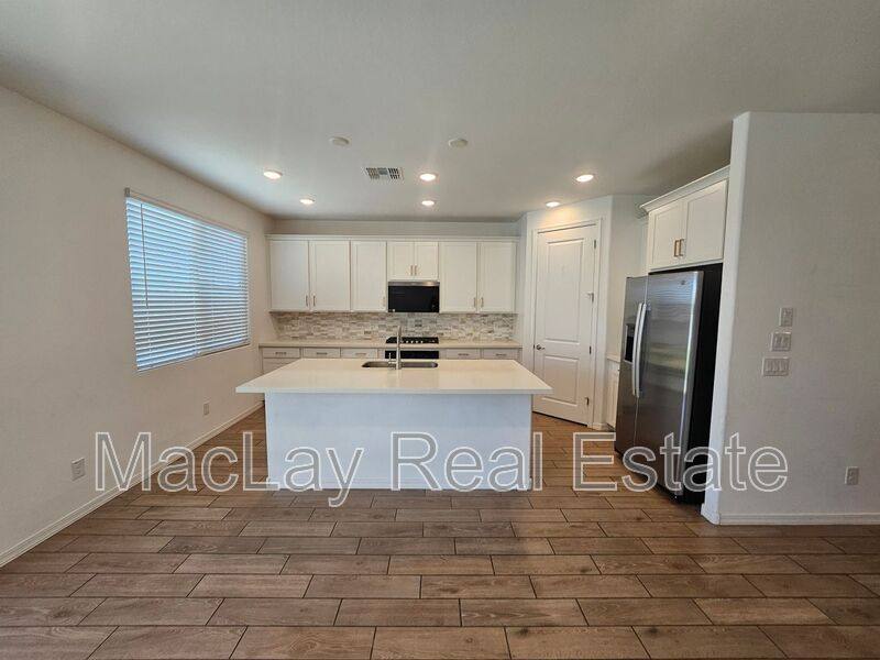 House for rent at 22815 E Watford Dr, Queen Creek, AZ 85142