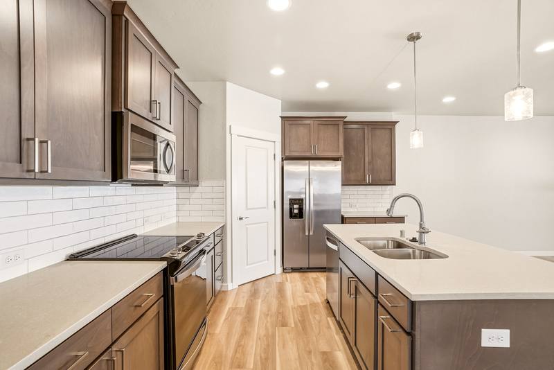 Apartment for rent at 1231 N Tschirley St #1, Greenacres, WA 99016