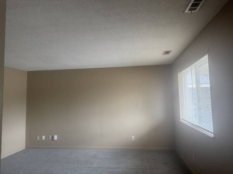 Apartment for rent at 908 E 17th Ave #G5, Hutchinson, KS 67501