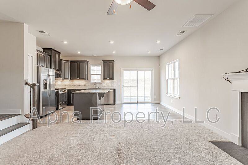 Townhouse for rent at 300 Huntingdale Place, Simpsonville, SC 29681