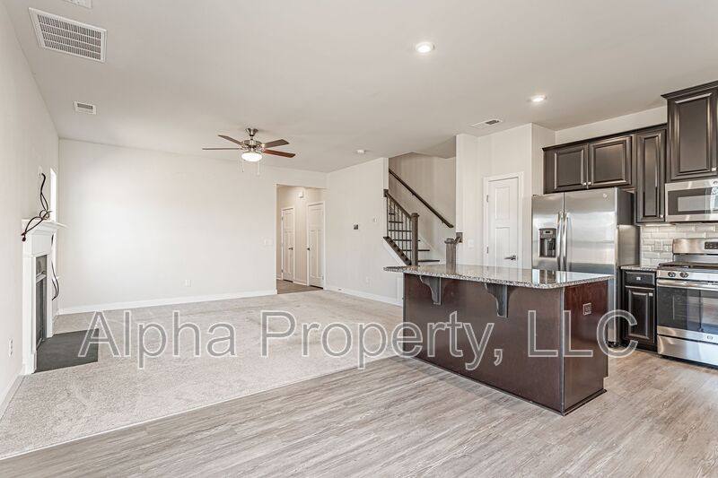 Townhouse for rent at 300 Huntingdale Place, Simpsonville, SC 29681