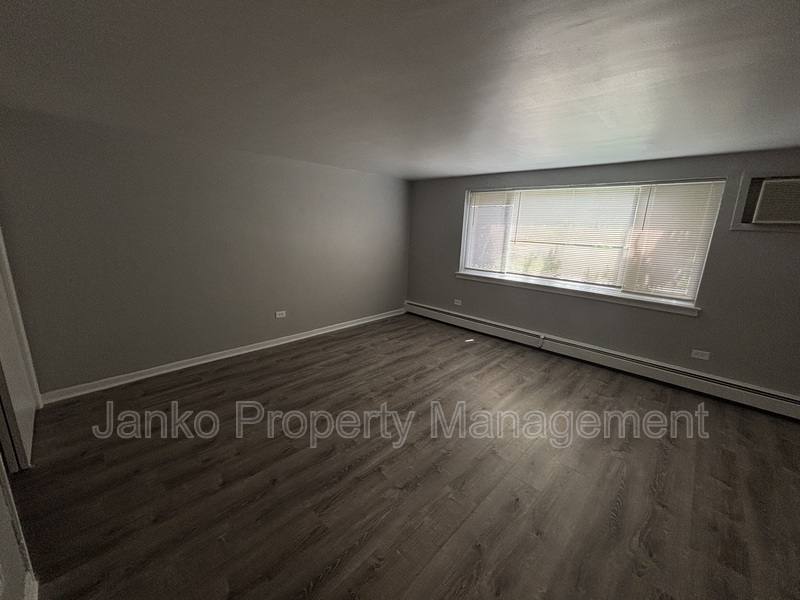 Apartment for rent at 2108 S 17th Ave #GE, Broadview, IL 60155