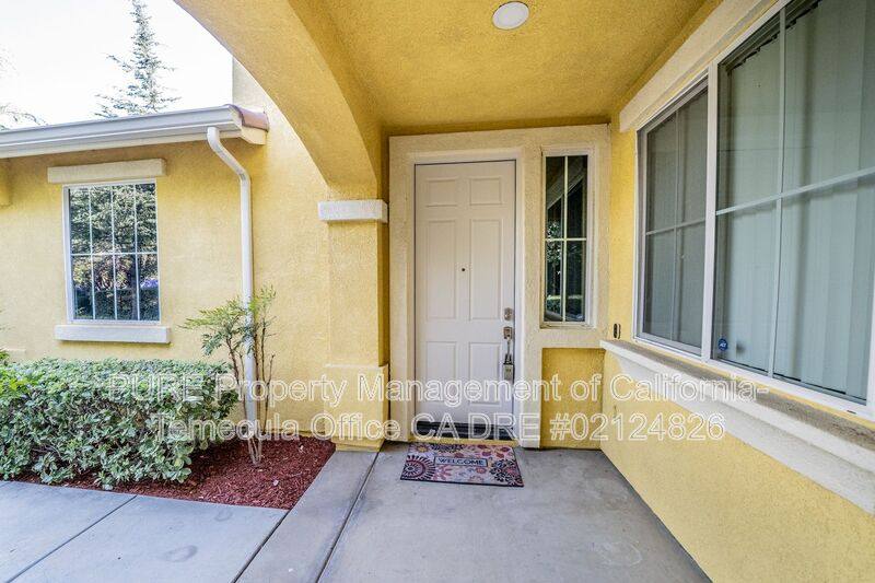 House for rent at 38669 Clearbrock Dr, Murrieta, CA 92563