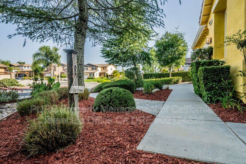 House for rent at 38669 Clearbrock Dr, Murrieta, CA 92563