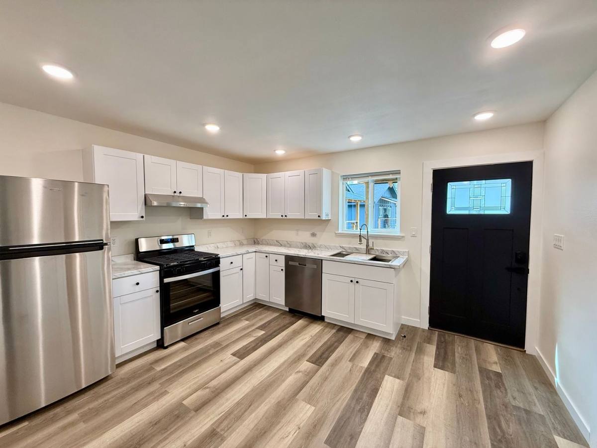 Apartment for rent at 37290 Bings Landing, Sterling, AK 99672