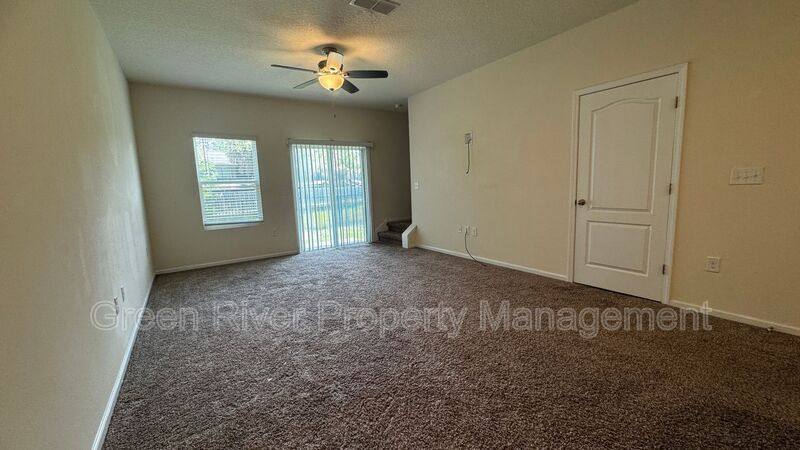 Townhouse for rent at 8068 Echo Springs Rd, Jacksonville, FL 32256