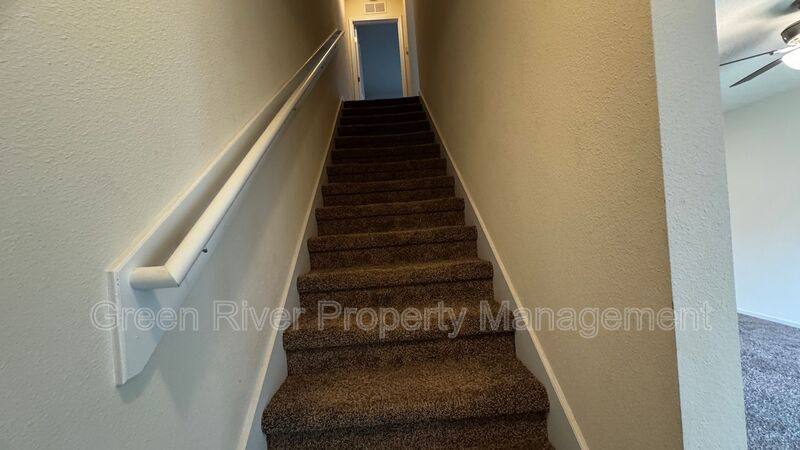 Townhouse for rent at 8068 Echo Springs Rd, Jacksonville, FL 32256