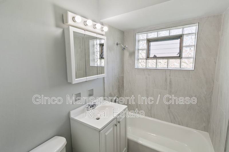 Apartment for rent at 444 W Hickory #2A, Chicago Heights, IL 60411