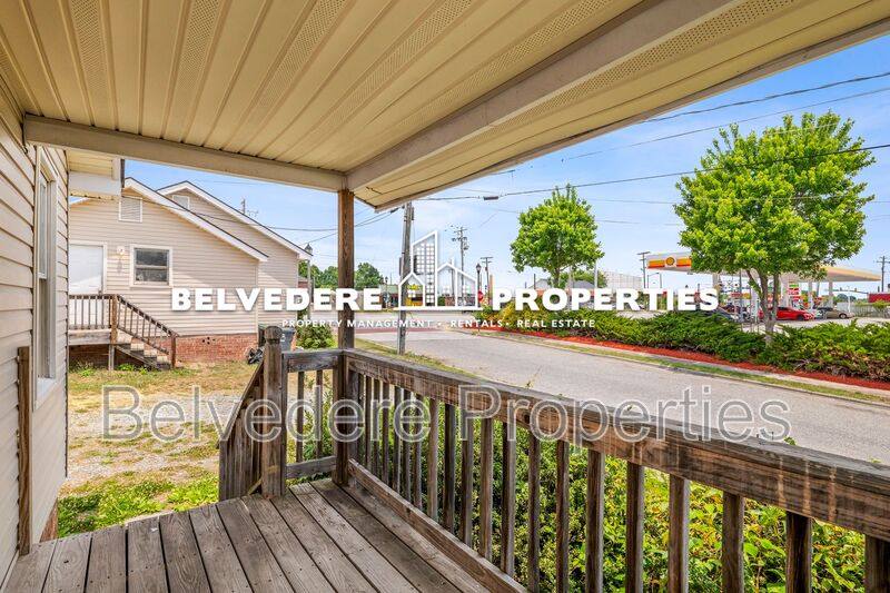 House for rent at 104 S Raleigh St, Greensboro, NC 27401