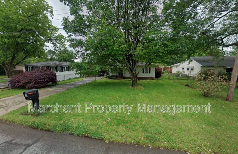 House for rent at 22 Brownwood Dr, Greenville, SC 29611