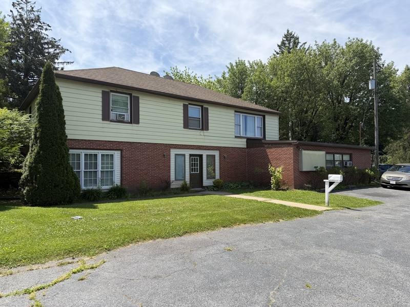 Apartment for rent at 1543 N Reading Rd, Stevens, PA 17578