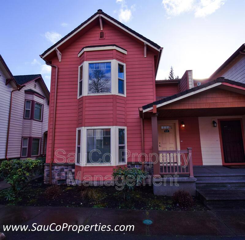 Townhouse for rent at 2025 Elm St #4-A, Forest Grove, OR 97116