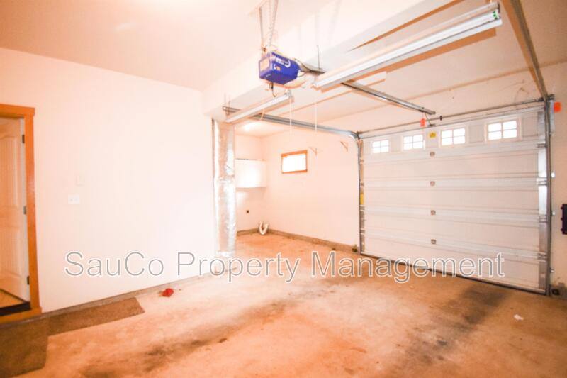 Townhouse for rent at 2025 Elm St #4-A, Forest Grove, OR 97116