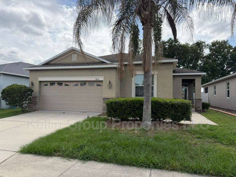 House for rent at 3852 Hampton Hills Dr, Lakeland, FL 33810